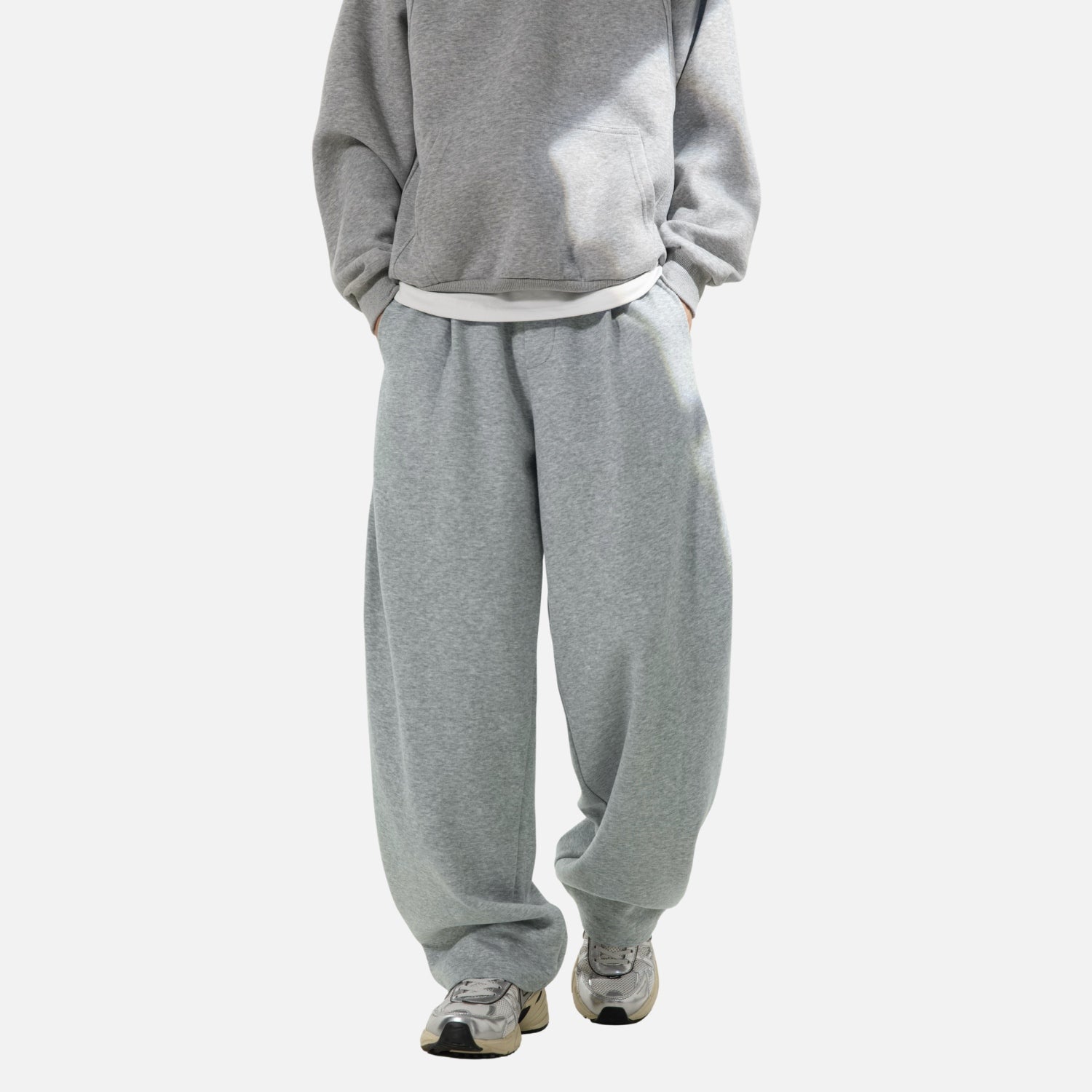 Pleated-Side Straight Baggy Pants