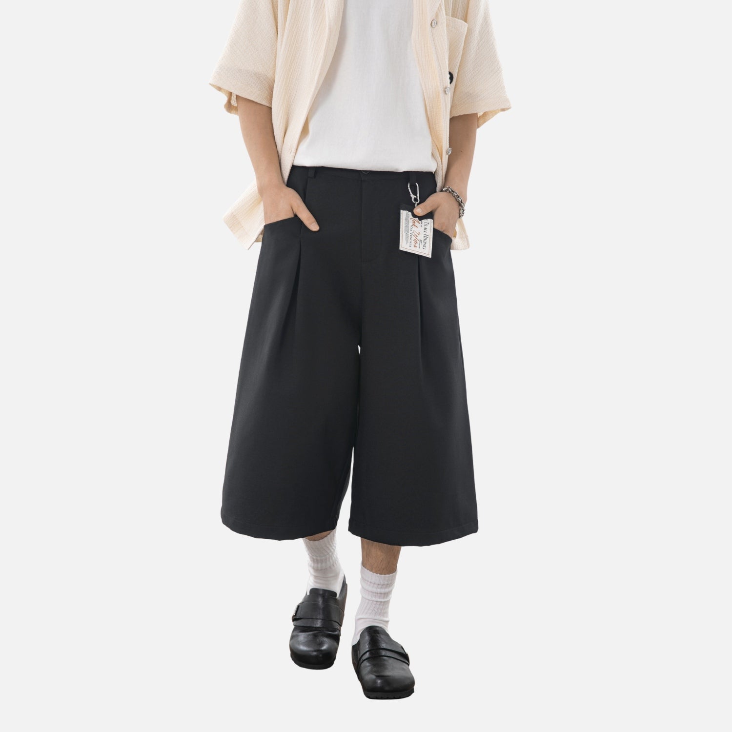 Linen-Texture Bermuda Shorts