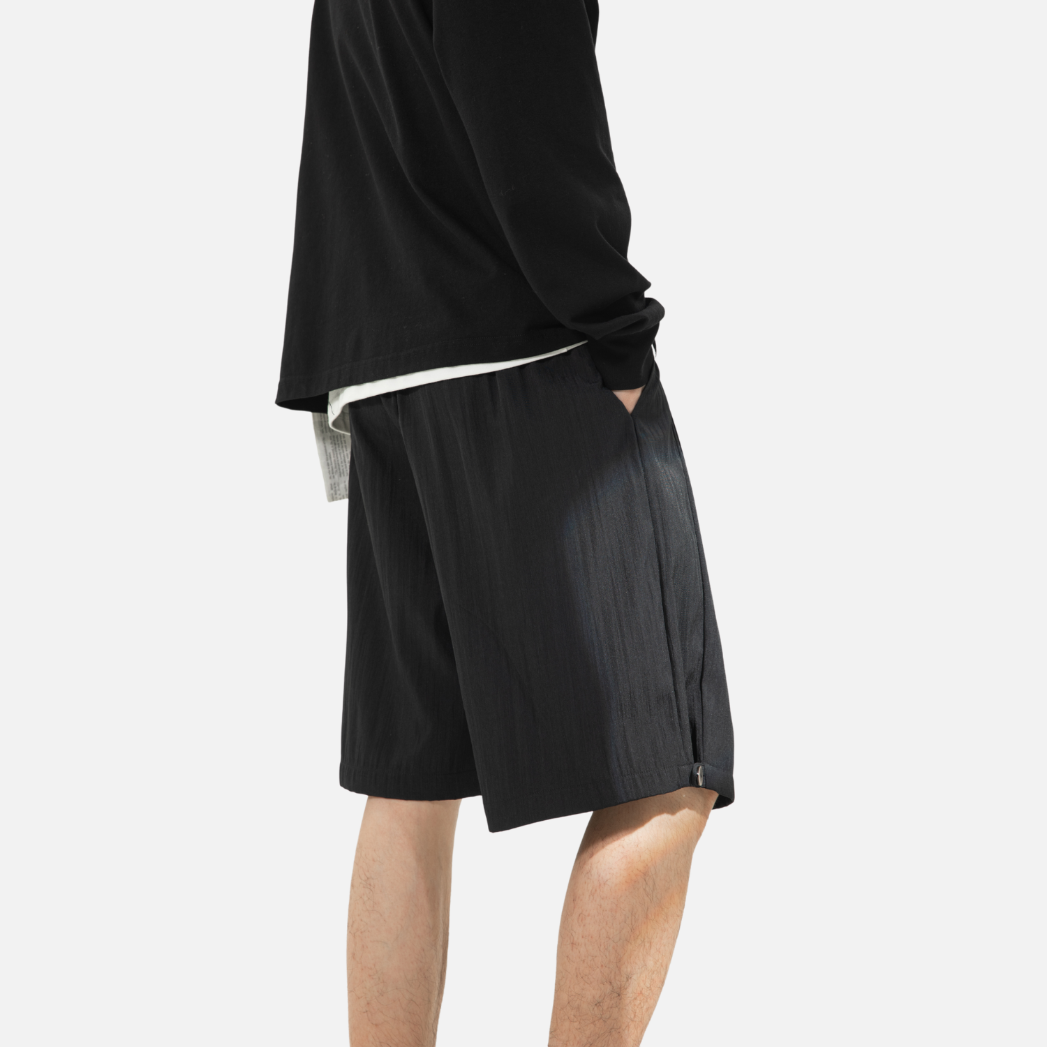 Clean-Fit Pleated Tailored Shorts