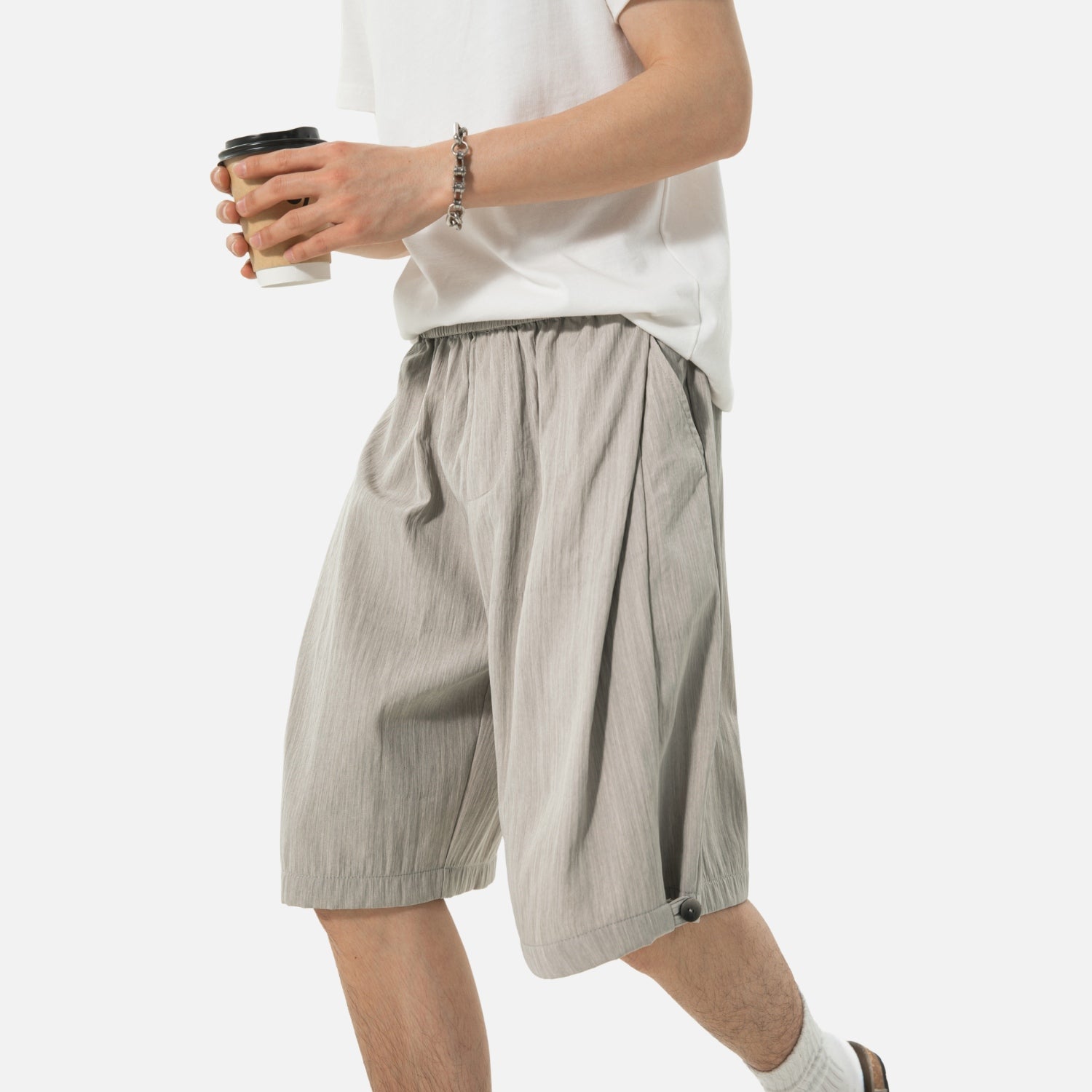 Clean-Fit Pleated Tailored Shorts