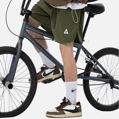 Curved Hem Pocket Shorts