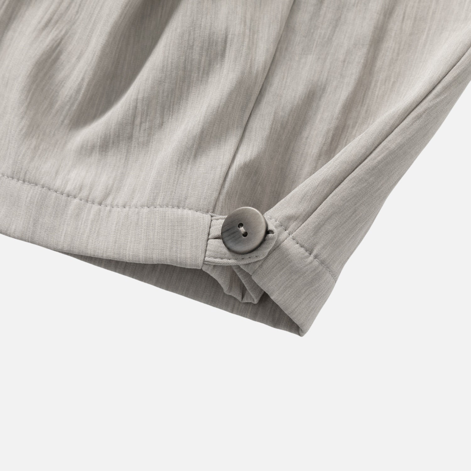 Clean-Fit Pleated Tailored Shorts